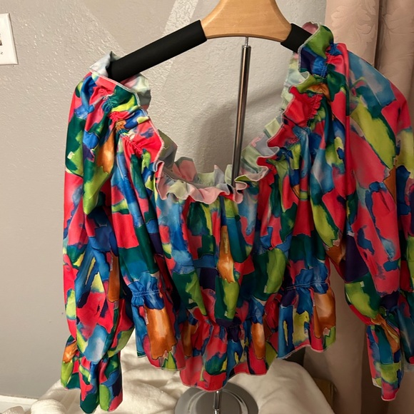 Off the shoulder crop top - Picture 2 of 2